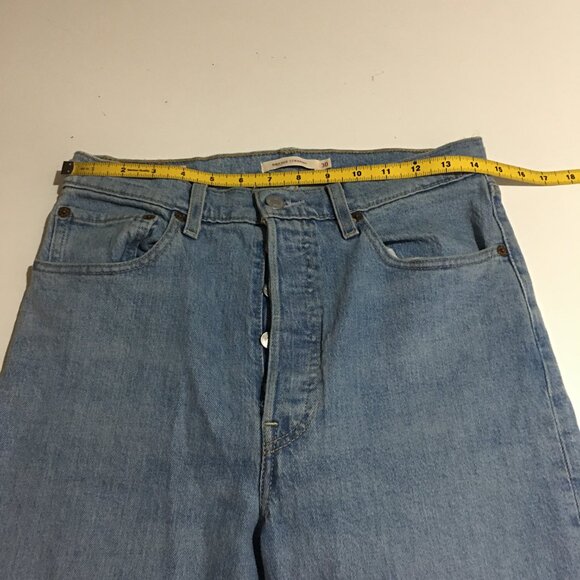 Levi's Ribcage Straight Womens Jeans Size 30 Premium Irregular - Picture 12 of 15